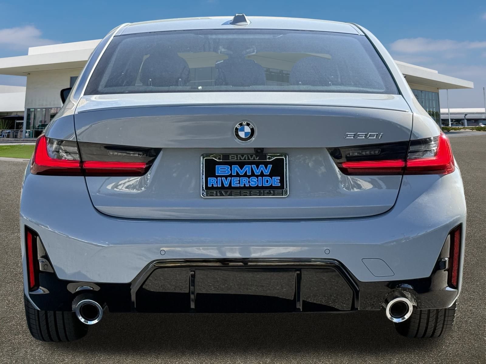 New 2026 BMW 330i Sedan image 9