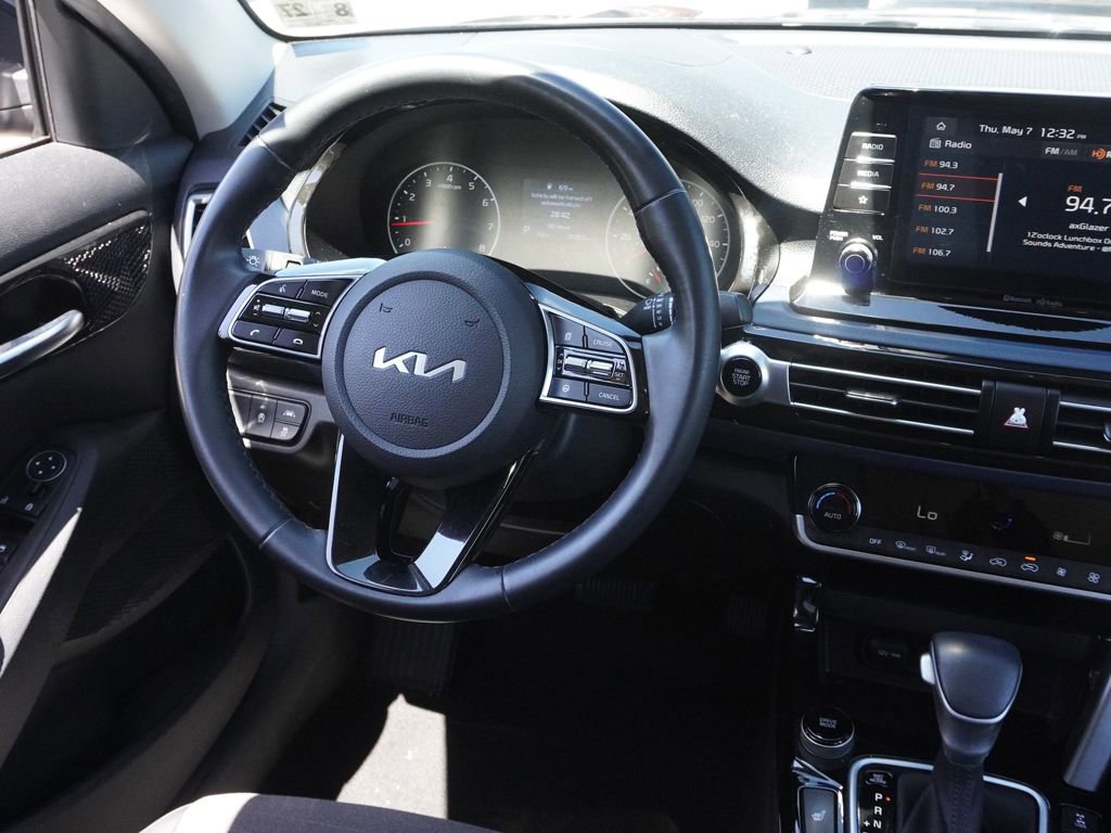 Used 2023 Kia Seltos S AWD/4WD image 25