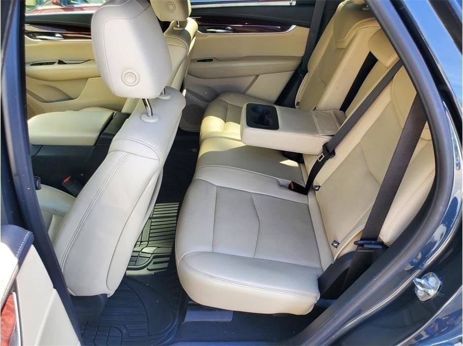 Used 2019 Cadillac XT5 Premium Luxury FWD image 41