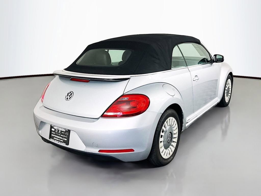 Used 2013 Volkswagen Beetle 2.5 image 7