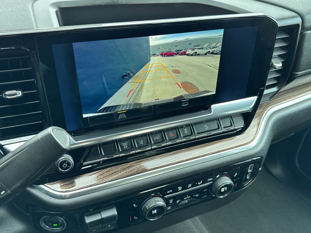 Used 2025 Chevrolet Silverado 2500 LT image 12