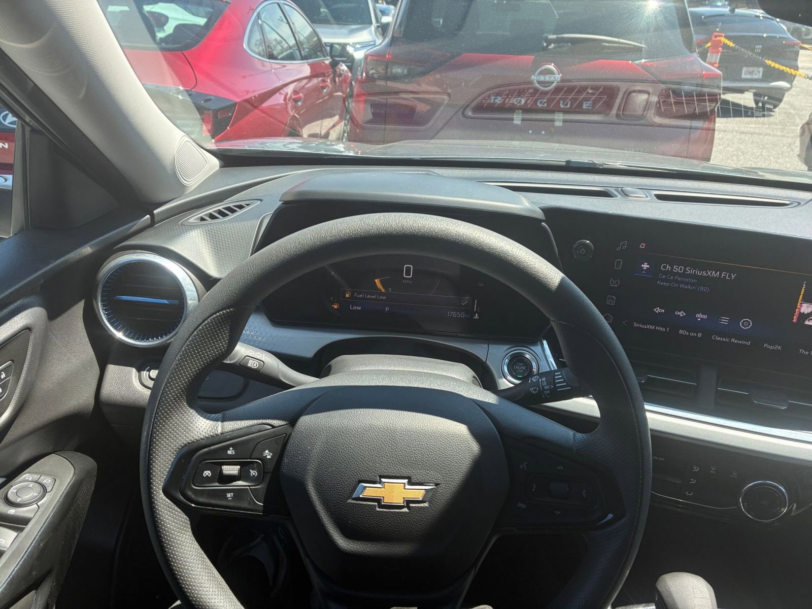 Used 2025 Chevrolet Trax LT image 29