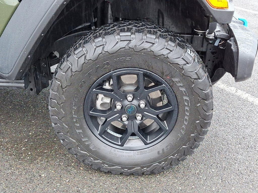 Used 2024 Jeep Wrangler Unlimited image 9