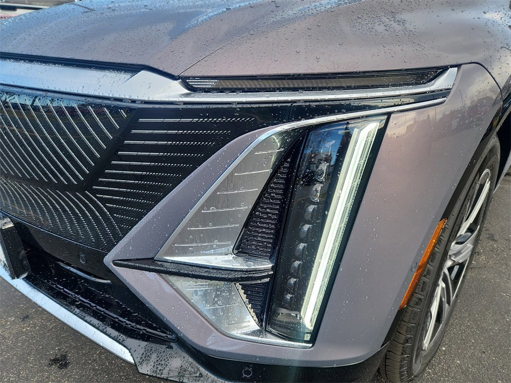 New 2026 Cadillac Lyriq Premium Luxury image 5