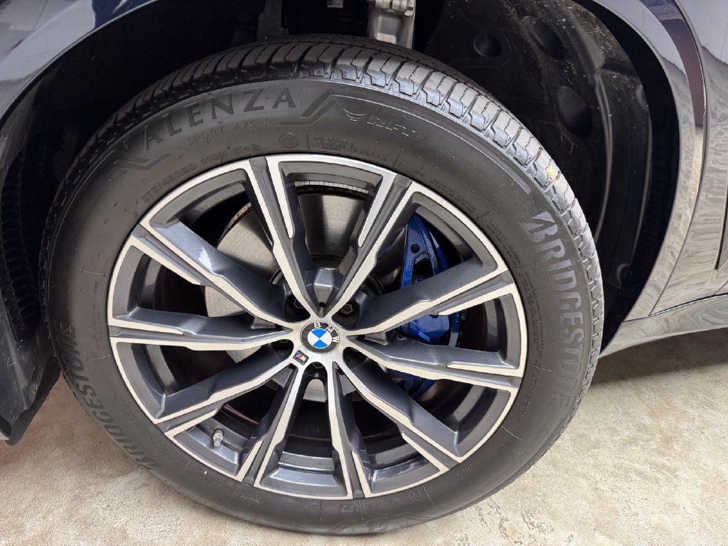 Certified 2026 BMW X5 xDrive40i w/ M Sport Package AWD/4WD image 29