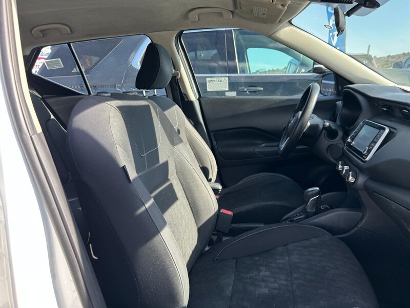 Used 2022 Nissan Kicks S FWD image 16