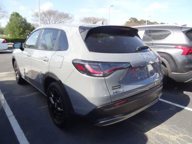 Used 2025 Honda HR-V Sport image 5