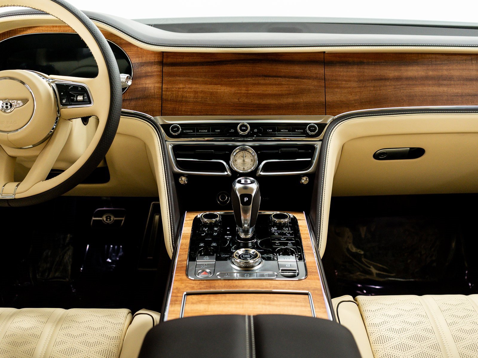 New 2025 Bentley Flying Spur Plug-In Hybrid image 53