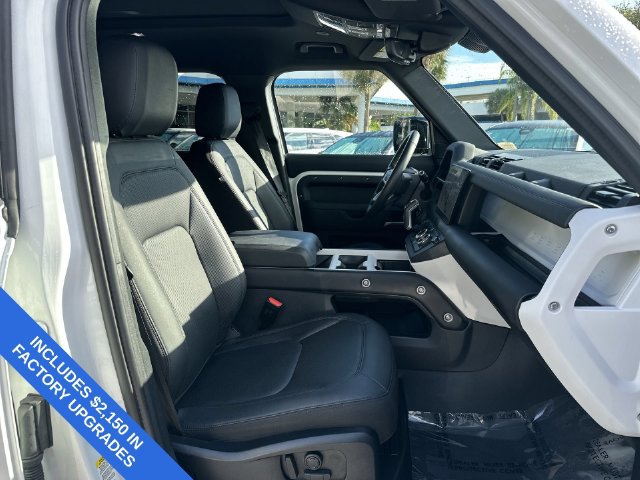 Used 2025 Land Rover Defender 110 S AWD/4WD image 29