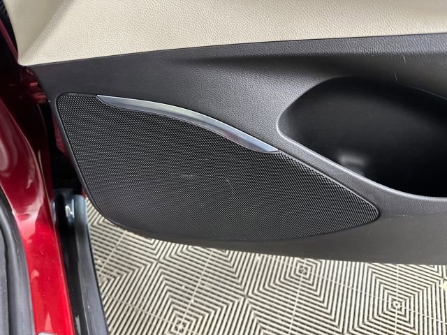 Used 2019 Buick Enclave Essence image 29