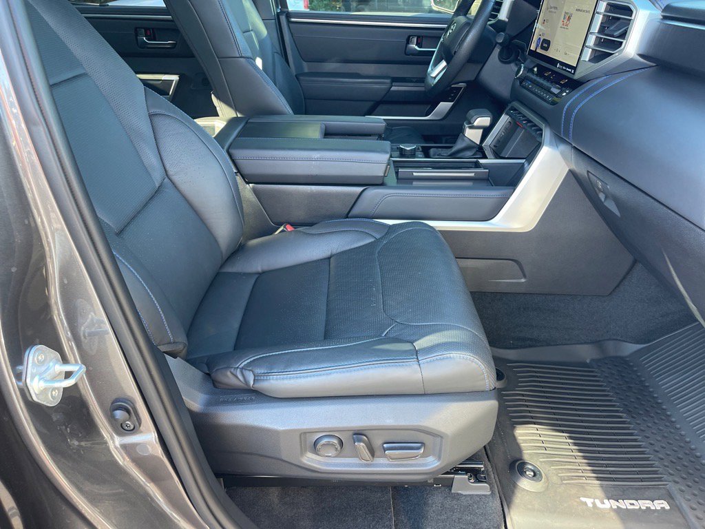 Used 2024 Toyota Tundra Platinum image 19
