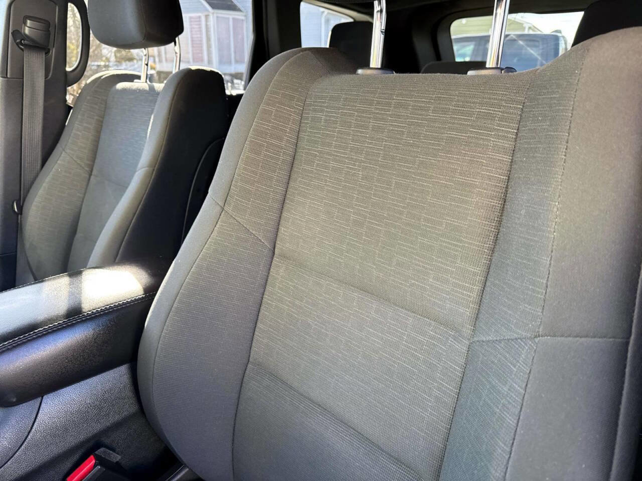 Used 2016 Jeep Grand Cherokee Laredo w/ Quick Order Package 23E image 16