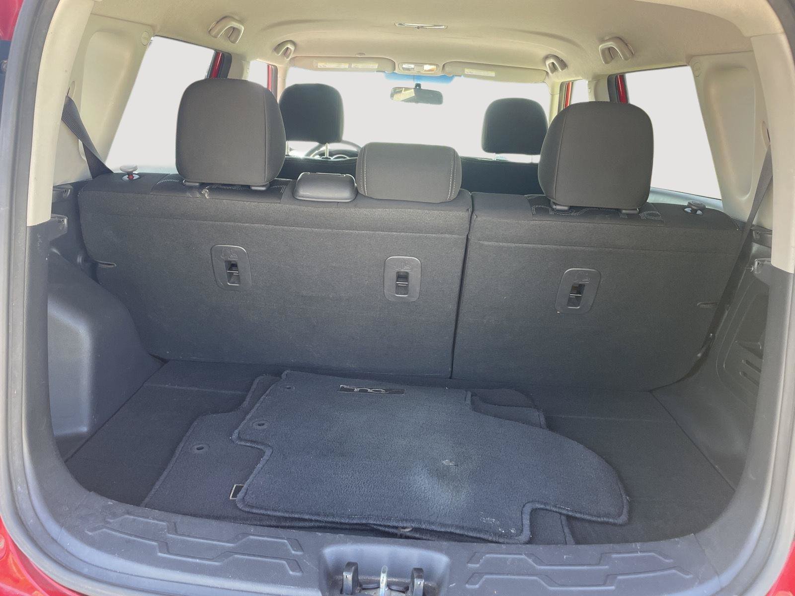Used 2012 Kia Soul + FWD image 15