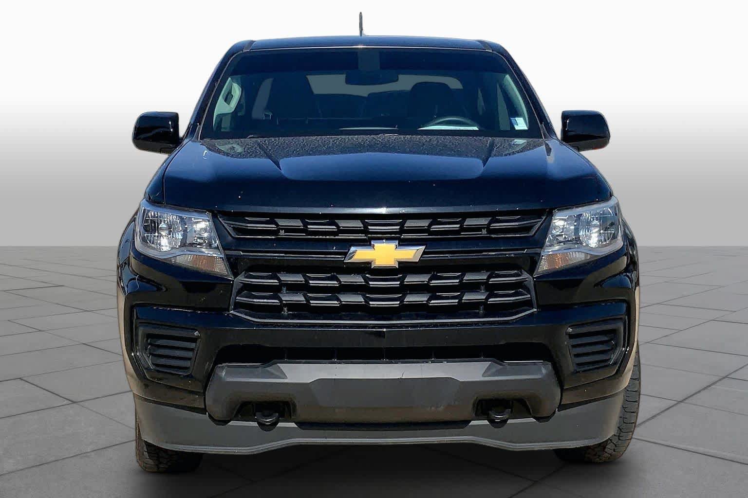Used 2021 Chevrolet Colorado W/T w/ Custom Special Edition AWD/4WD image 4