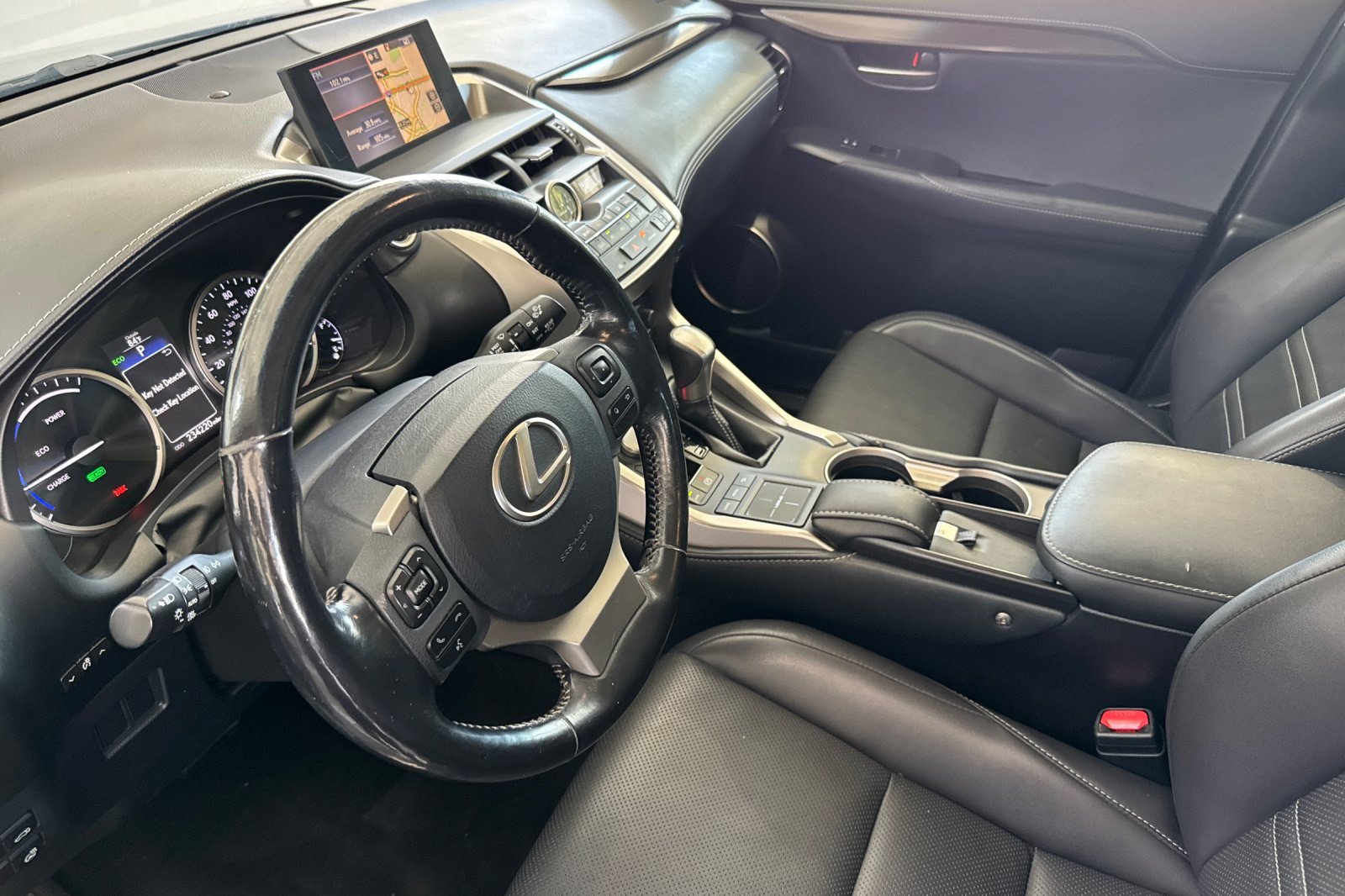 Used 2016 Lexus NX 300h AWD w/ Premium Package image 11