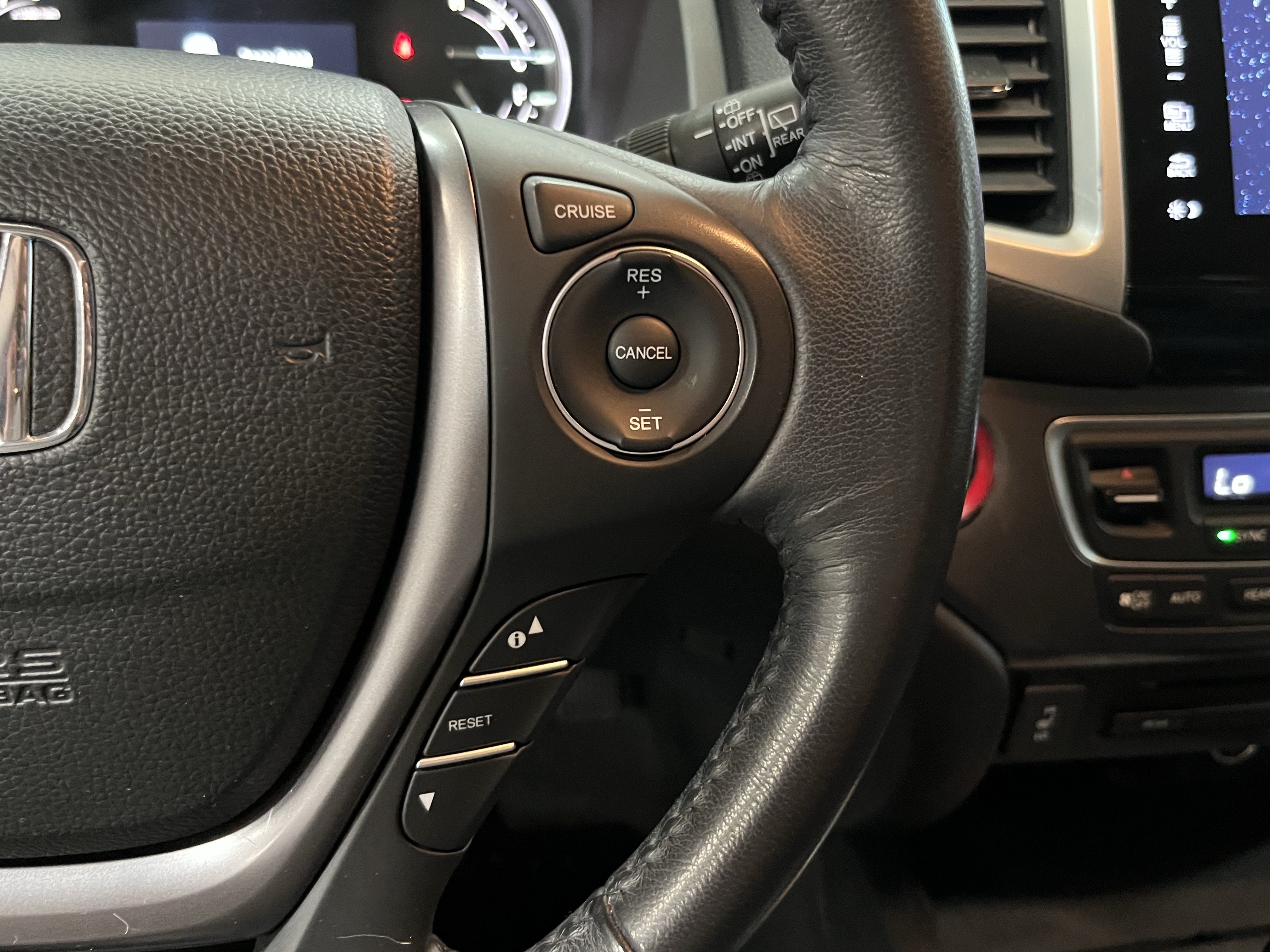 Used 2017 Honda Pilot EX-L image 24