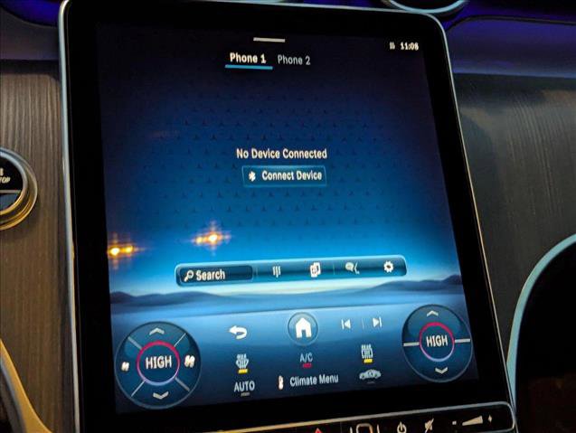 New 2025 Mercedes-Benz GLC 43 AMG 4MATIC image 11