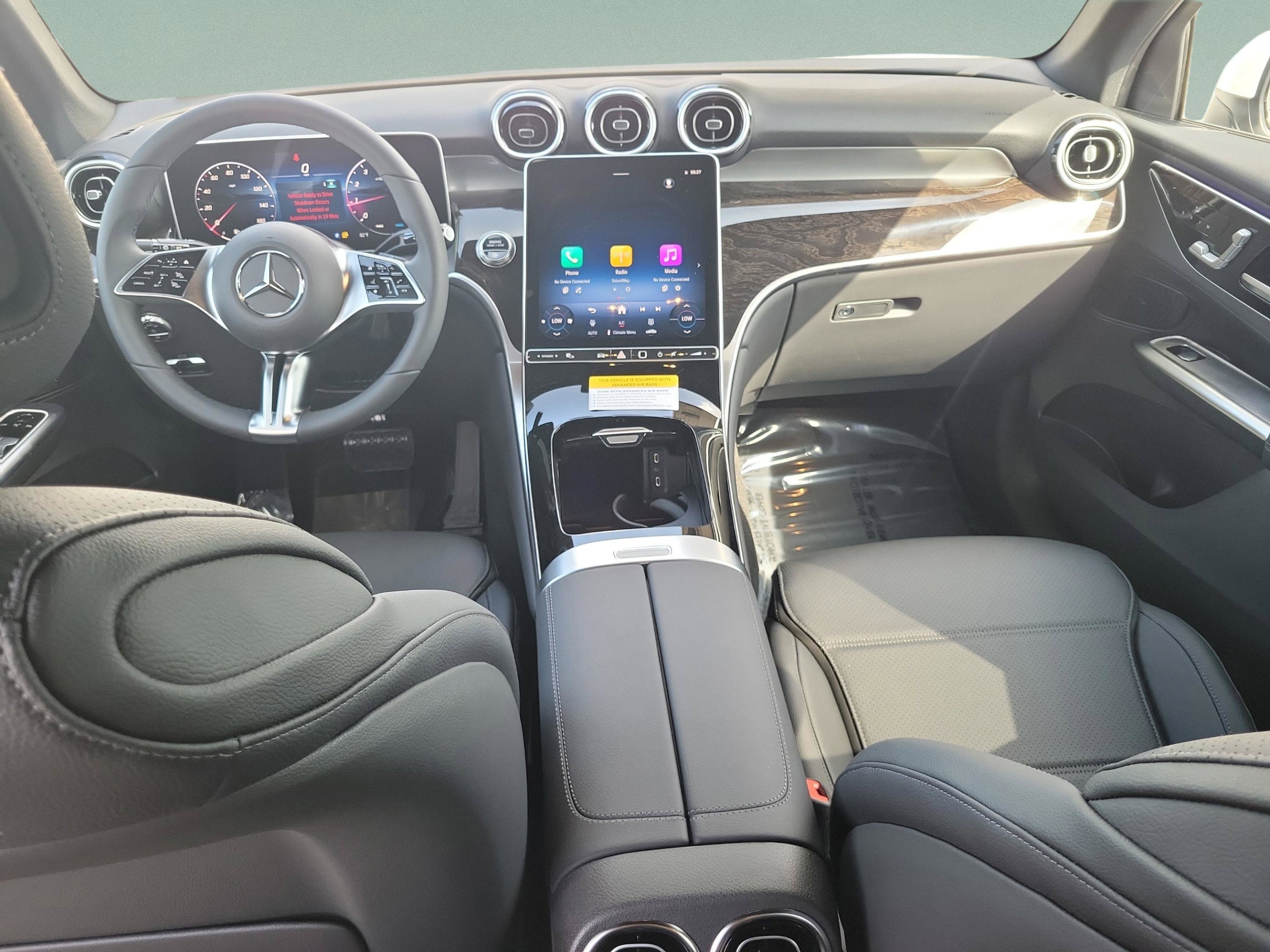 Certified 2026 Mercedes-Benz GLC 300 image 8