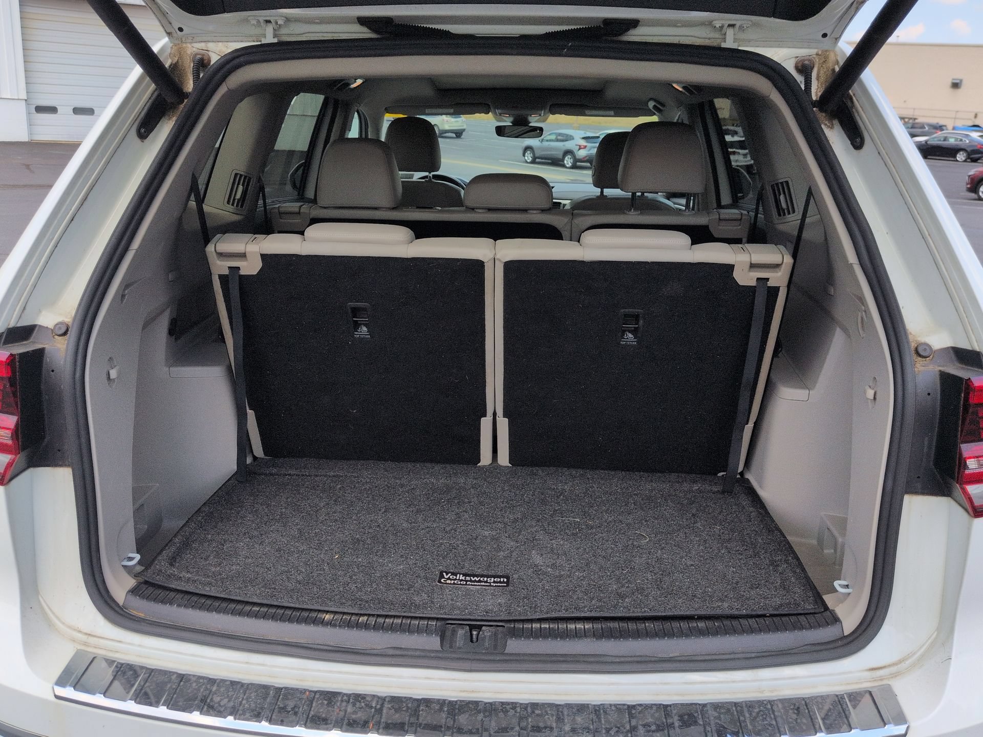 Used 2019 Volkswagen Atlas SEL R-Line AWD/4WD image 27
