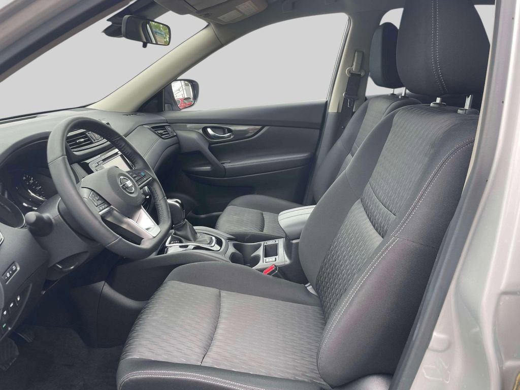 Used 2019 Nissan Rogue SV w/ Premium Package AWD/4WD image 15