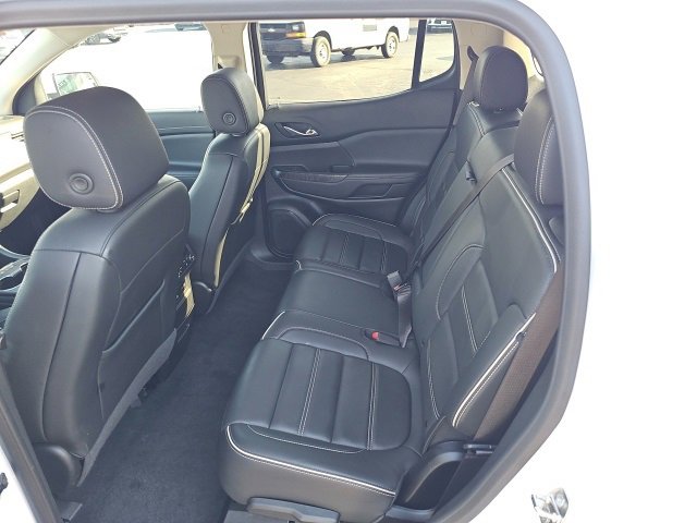 Used 2023 GMC Acadia Denali image 16