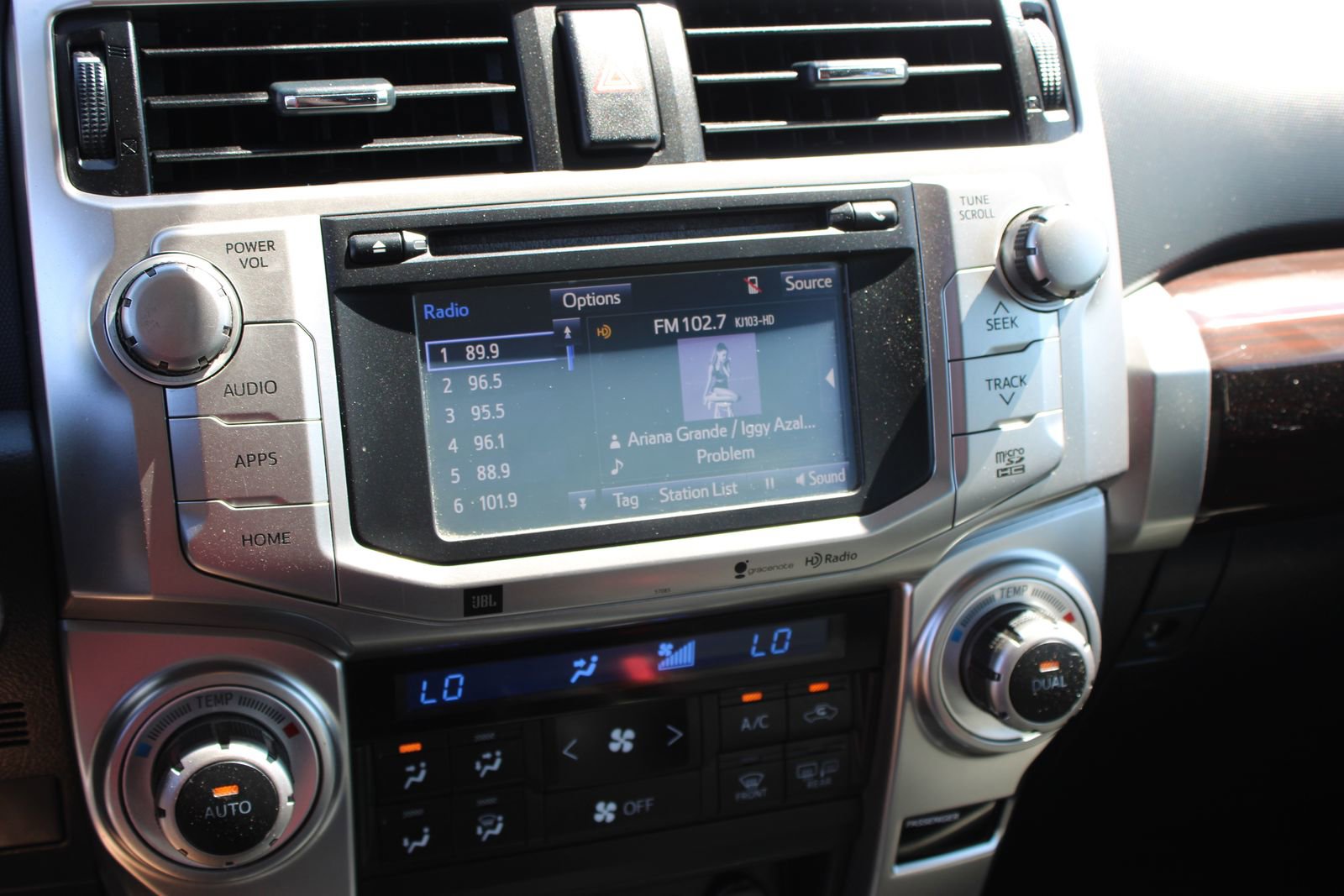 Used 2015 Toyota 4Runner Limited image 15