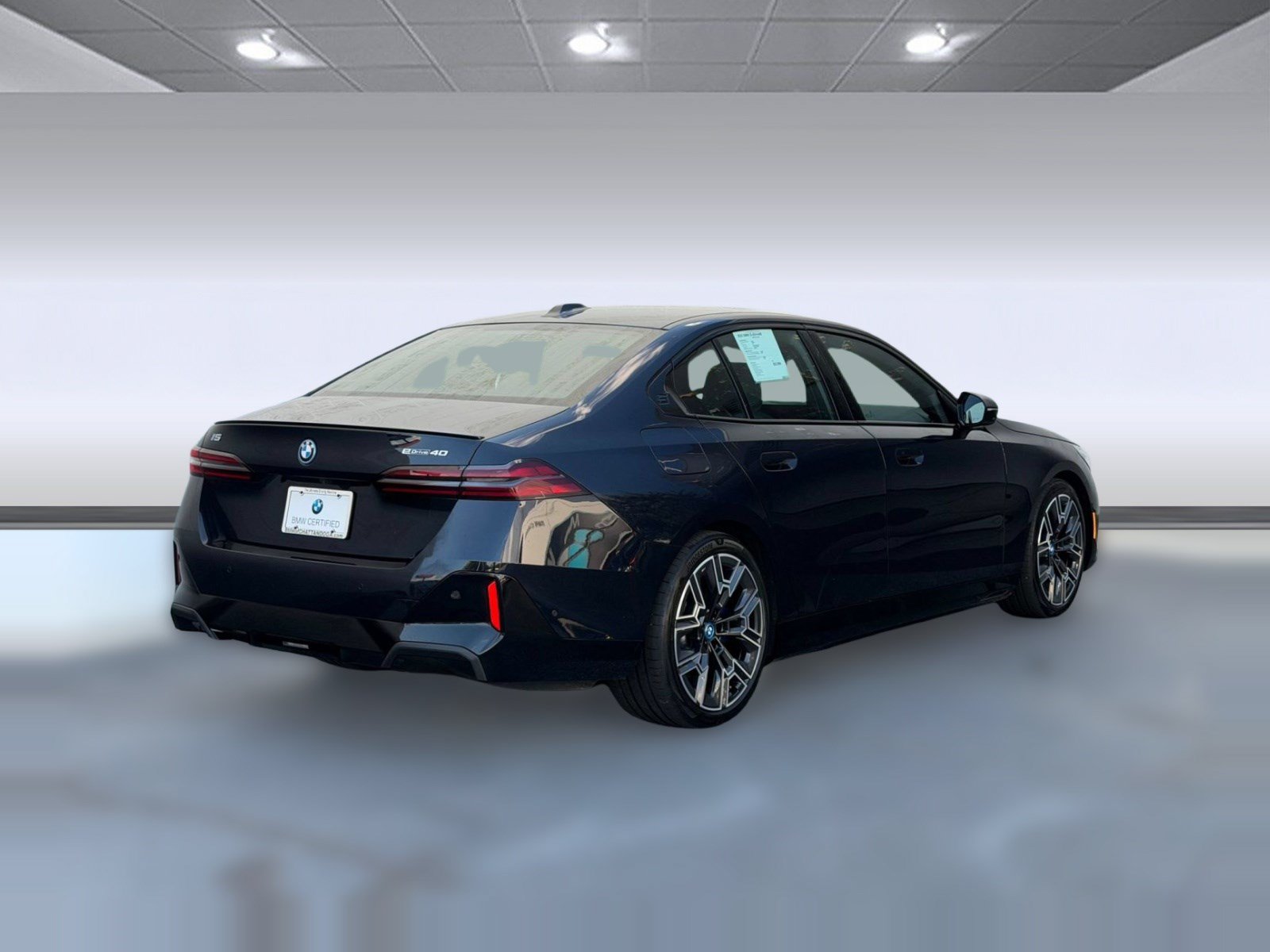 Certified 2025 BMW i5 eDrive40i w/ M Sport Package RWD image 9