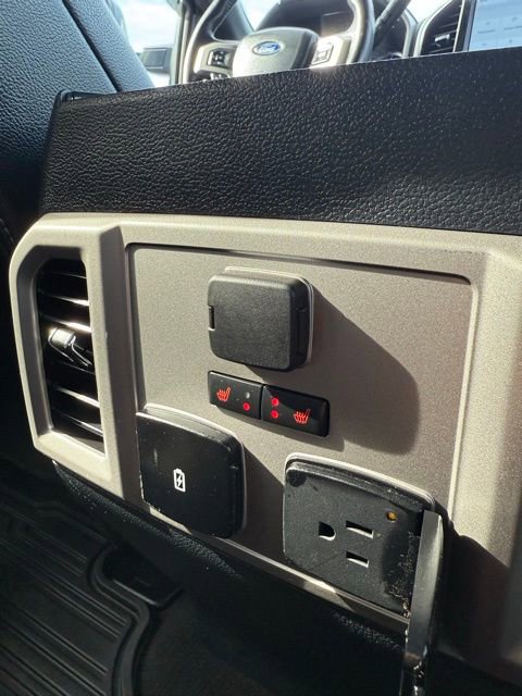 Used 2022 Ford F250 Lariat w/ Black Appearance Package image 33