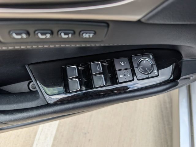 Used 2016 Lexus GS 200t RWD image 22