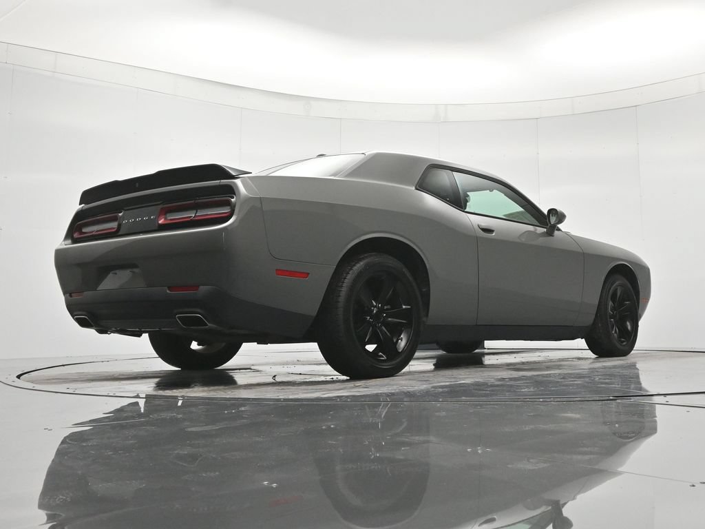 Used 2023 Dodge Challenger SXT RWD image 38