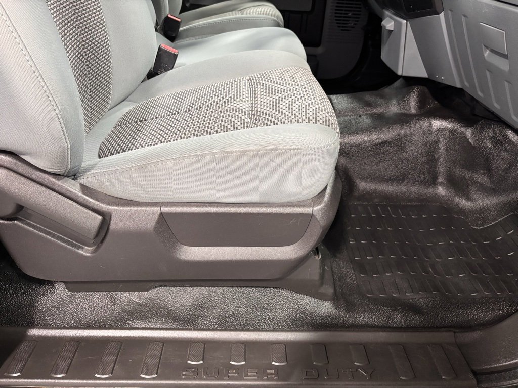 Used 2011 Ford F250 XL image 17