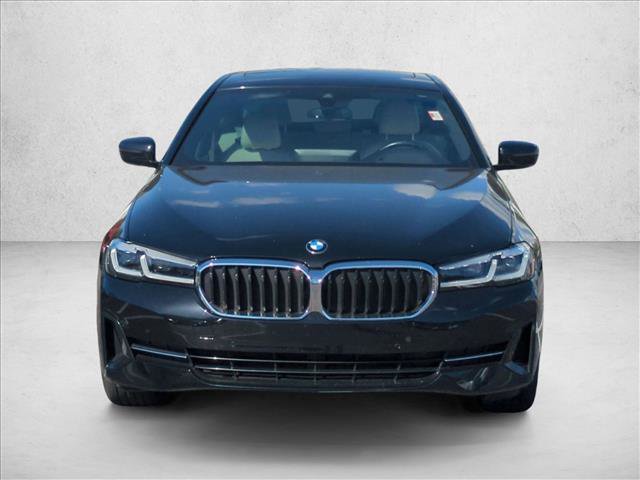 Used 2021 BMW 530e w/ Premium Package image 2