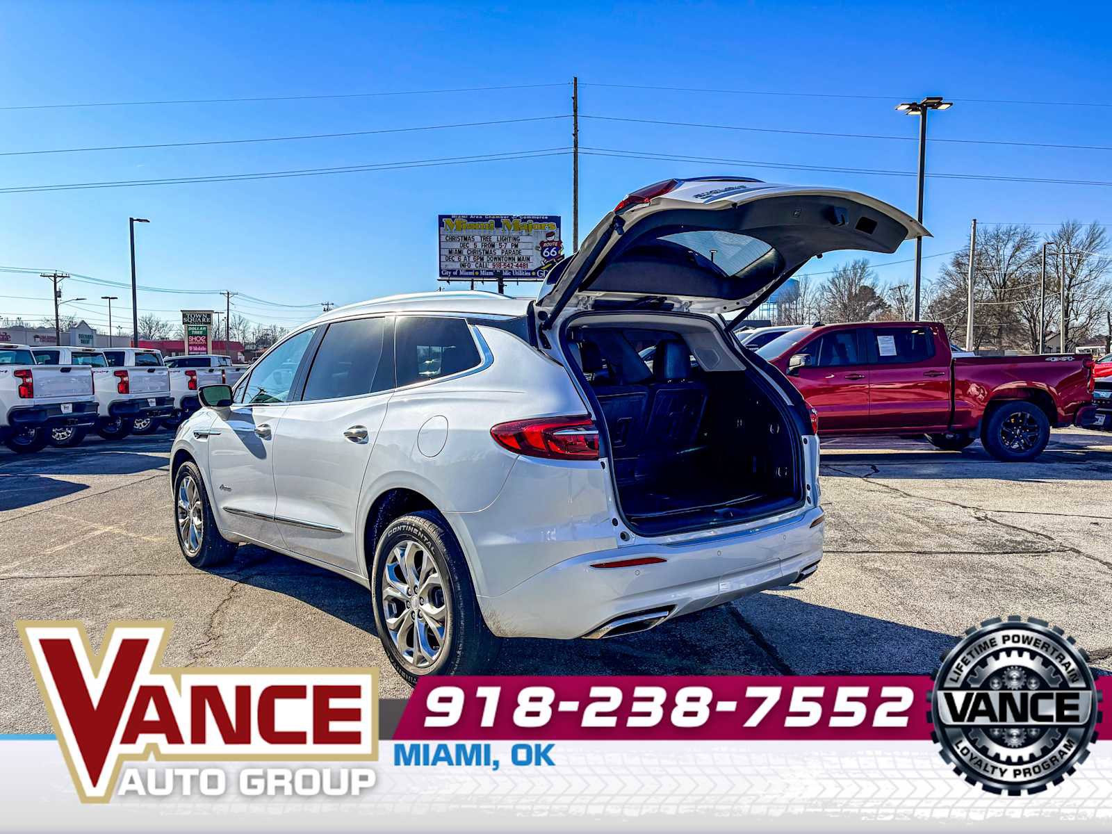 Used 2021 Buick Enclave Avenir w/ Avenir Technology Package image 16