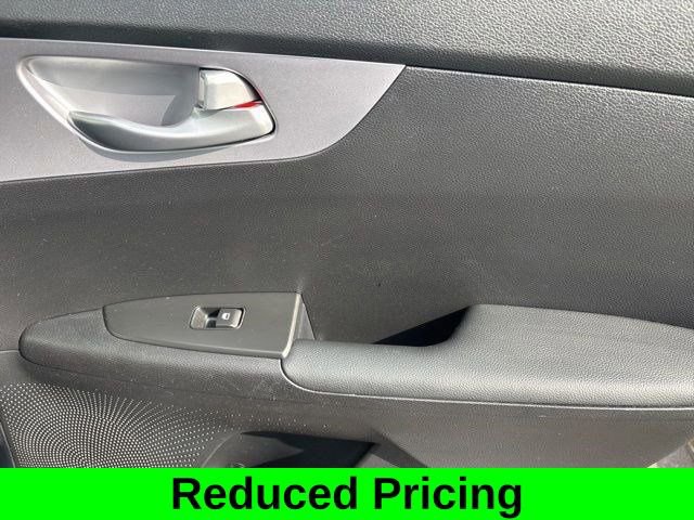 Used 2024 Kia Forte LXS image 33