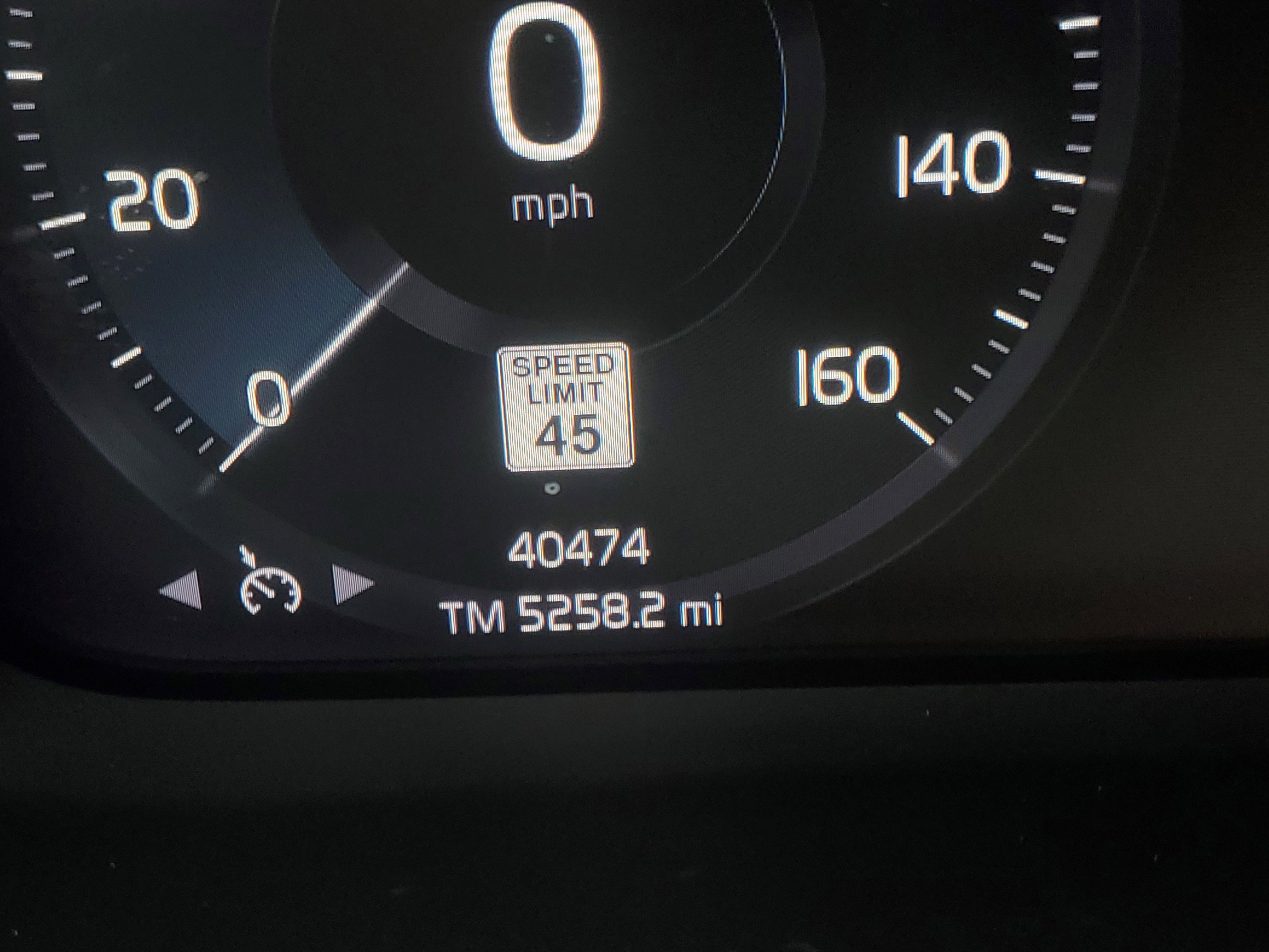 Used 2021 Volvo XC40 T4 Momentum w/ Protection Package Premier image 24