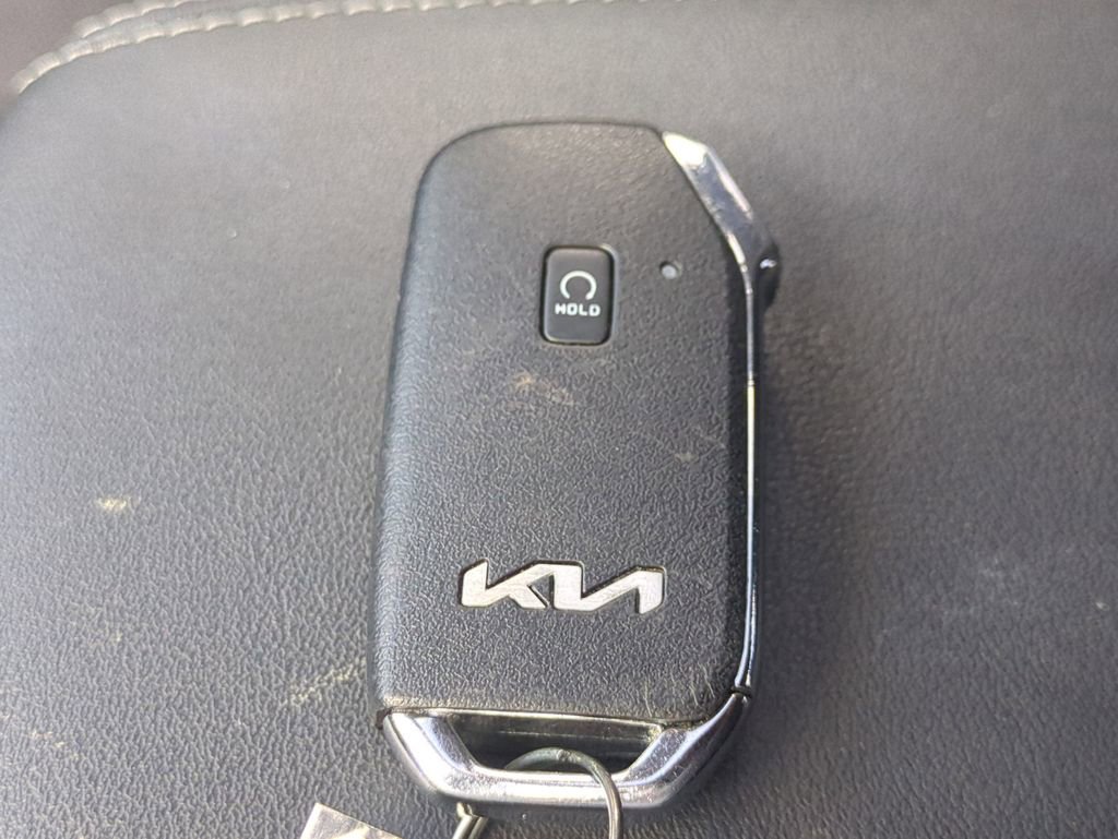 Used 2024 Kia Seltos EX image 31