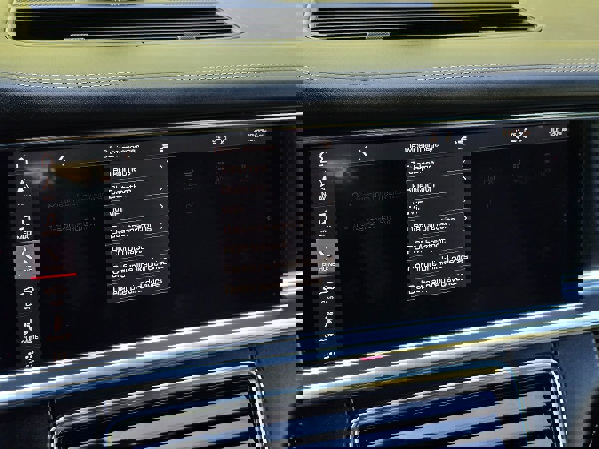 Used 2020 Porsche Panamera 4S image 57