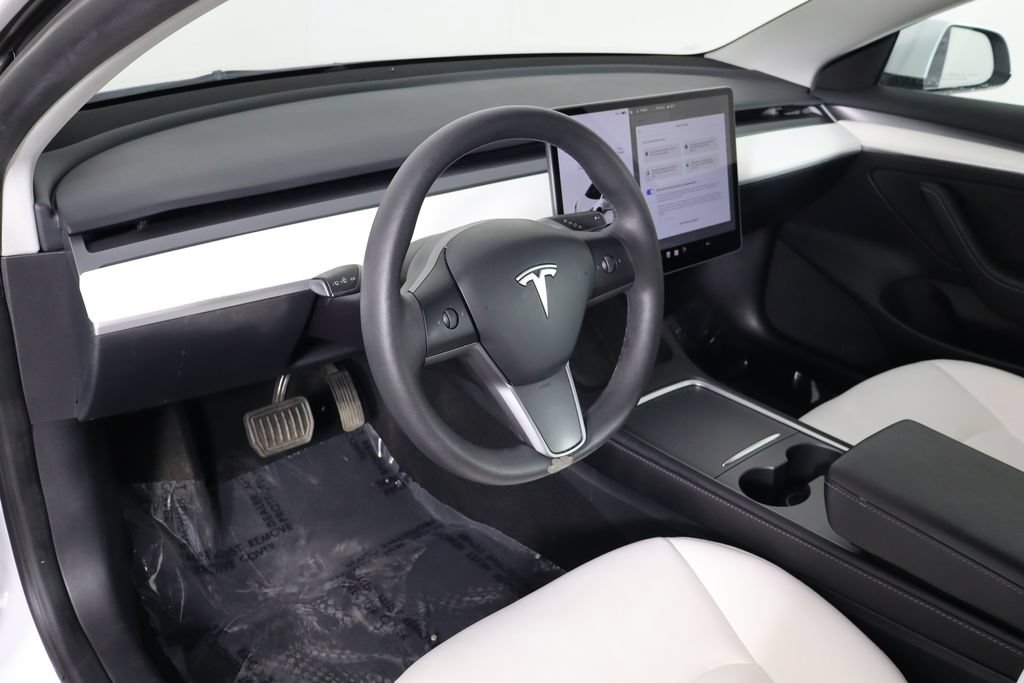 Used 2023 Tesla Model 3 Standard Range RWD image 21