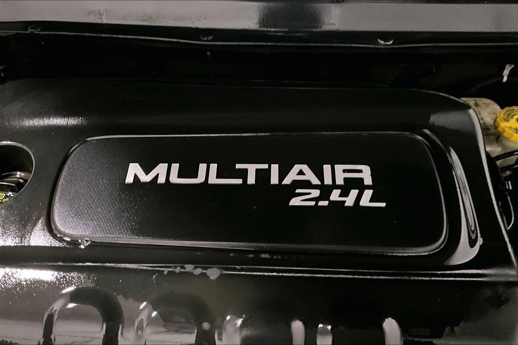 Used 2015 Jeep Cherokee Limited image 31