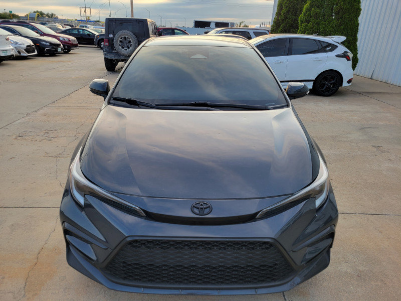 Used 2024 Toyota Corolla SE FWD image 3