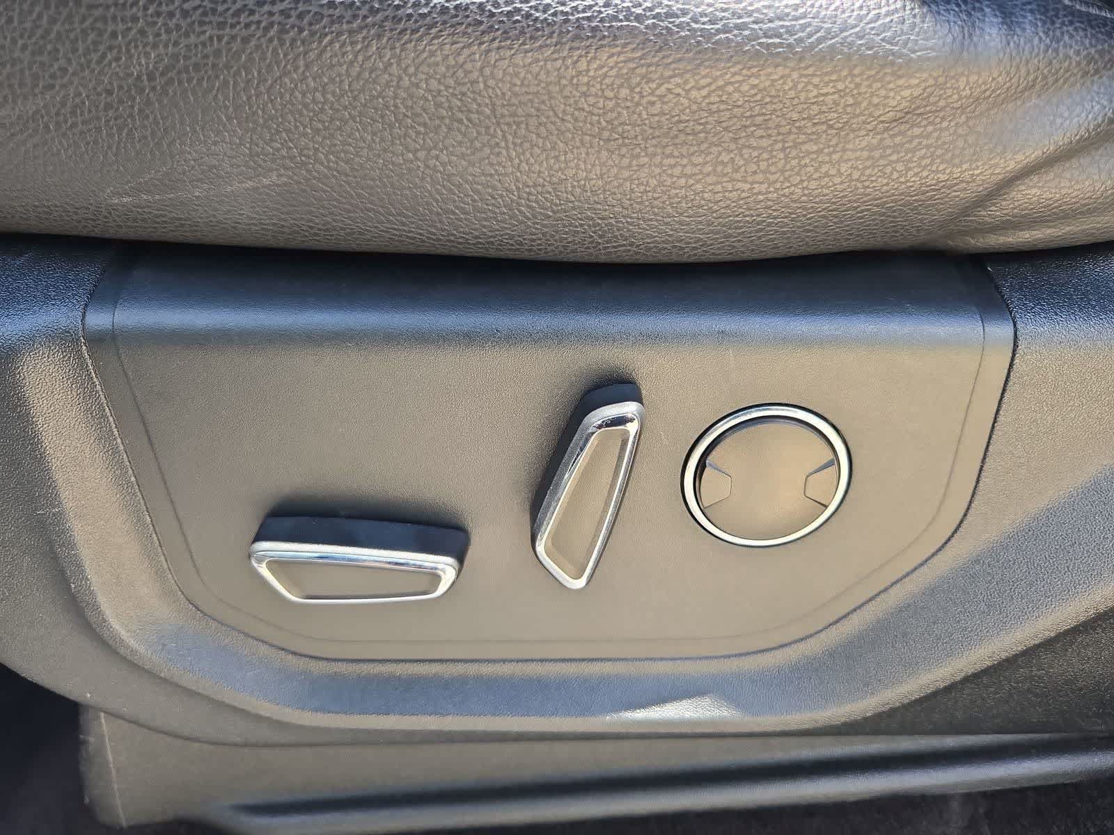 Used 2021 Ford Expedition Max Limited AWD/4WD image 16