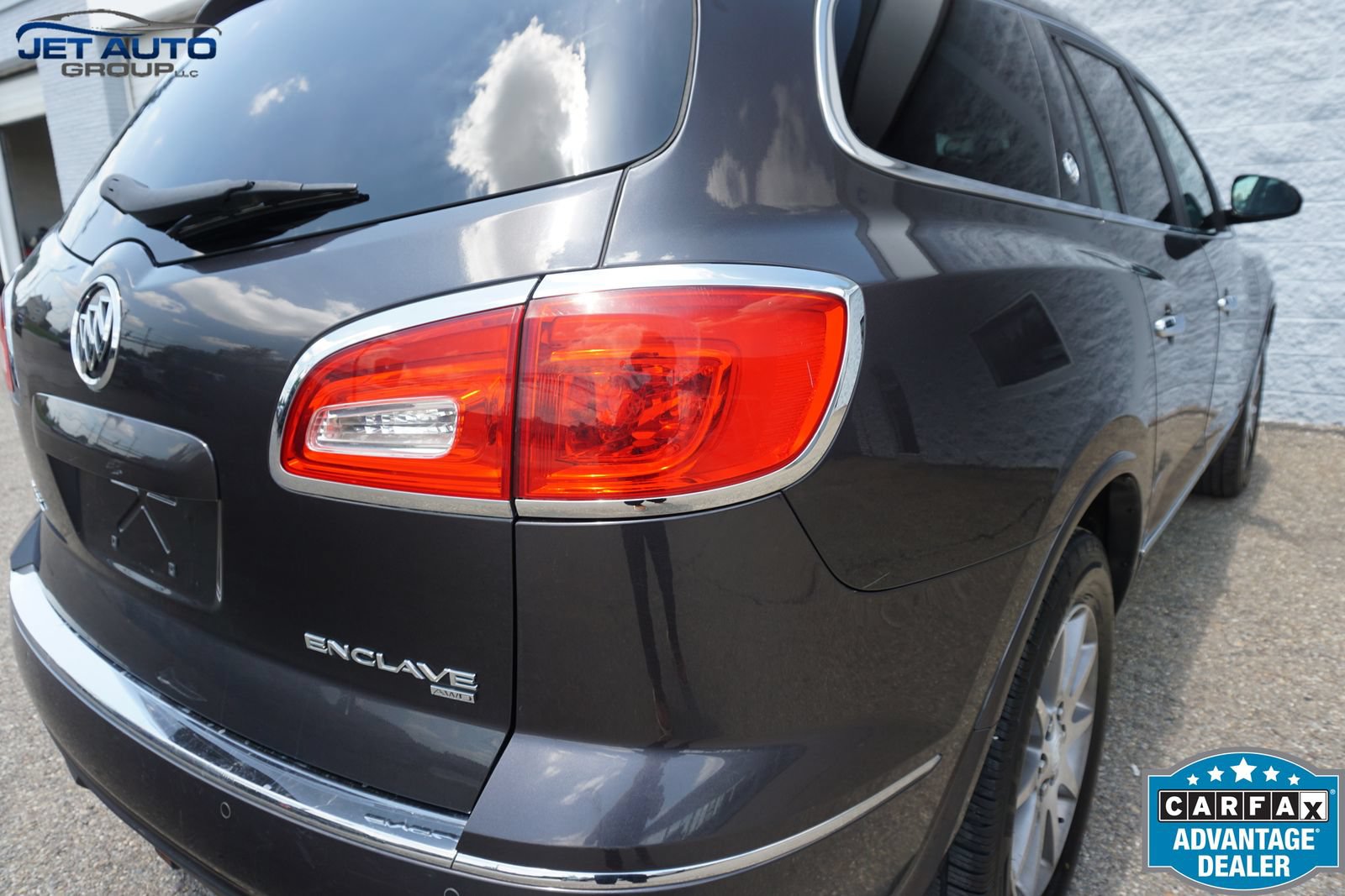 Used 2015 Buick Enclave Leather AWD/4WD image 11