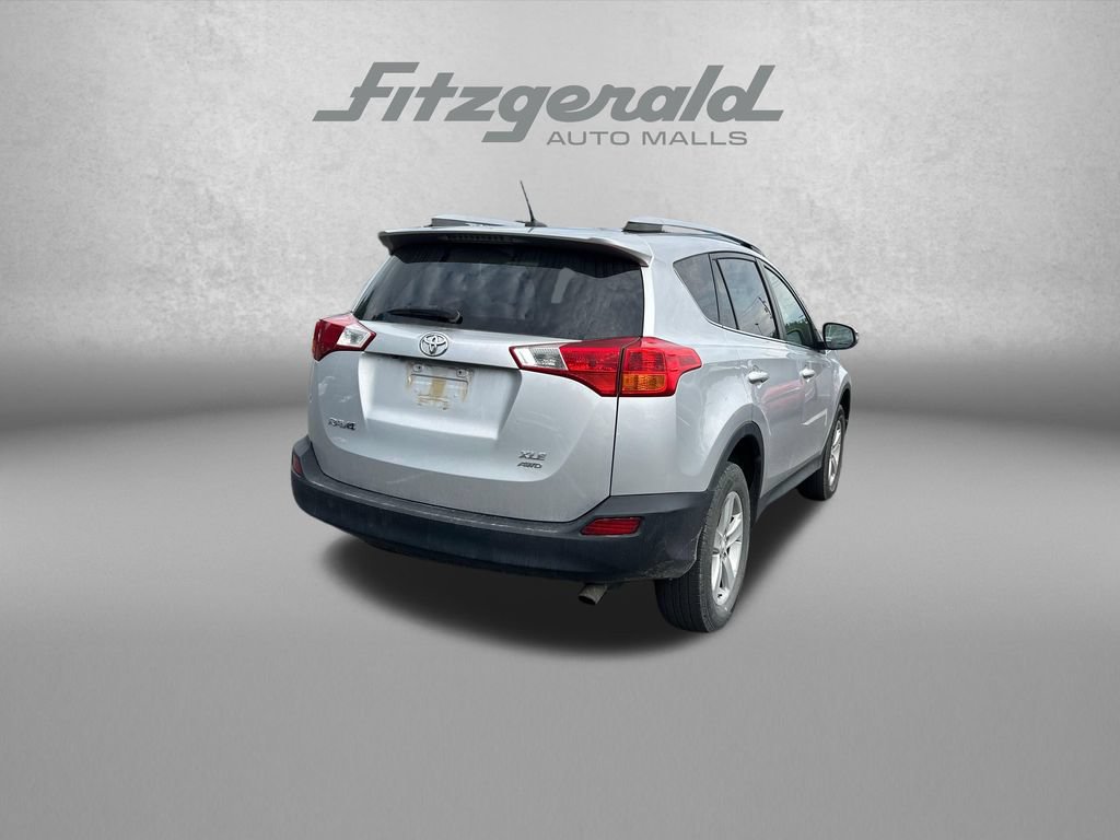 Used 2014 Toyota RAV4 XLE AWD/4WD image 8