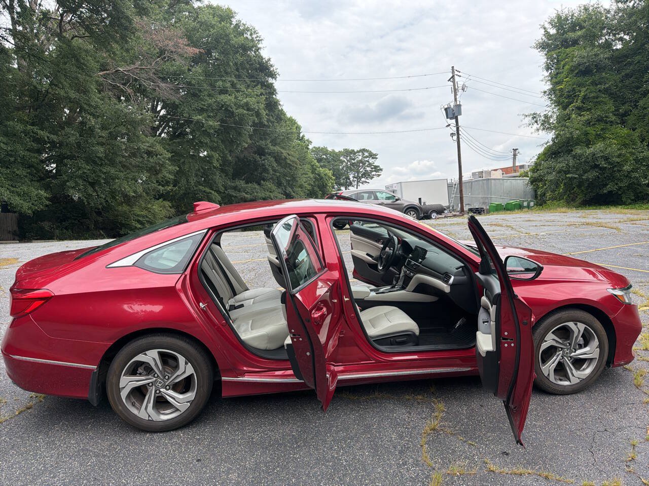 Used 2018 Honda Accord EX-L image 22