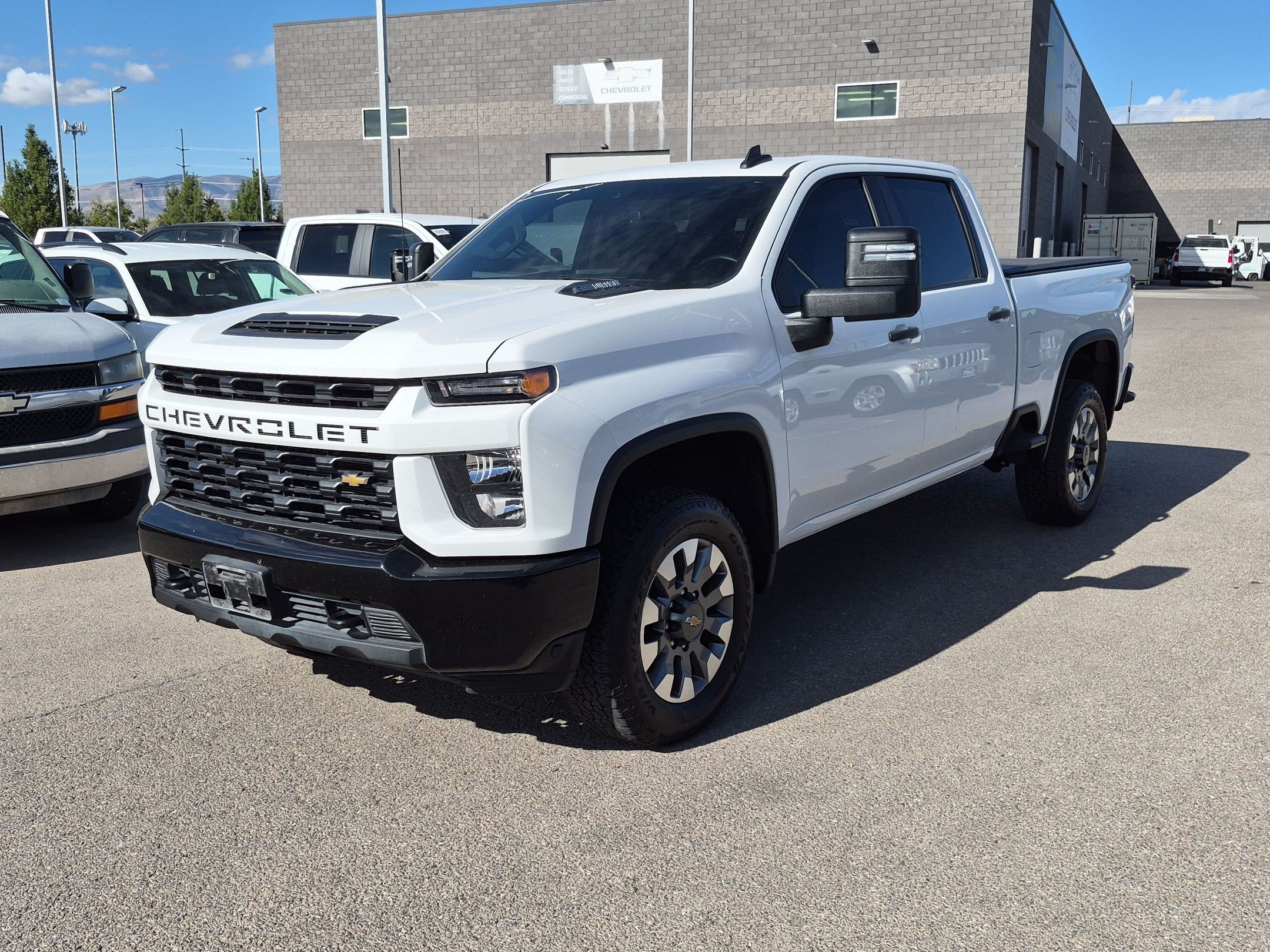 Used 2022 Chevrolet Silverado 2500 Custom w/ Gooseneck/5TH Wheel Package AWD/4WD image 8