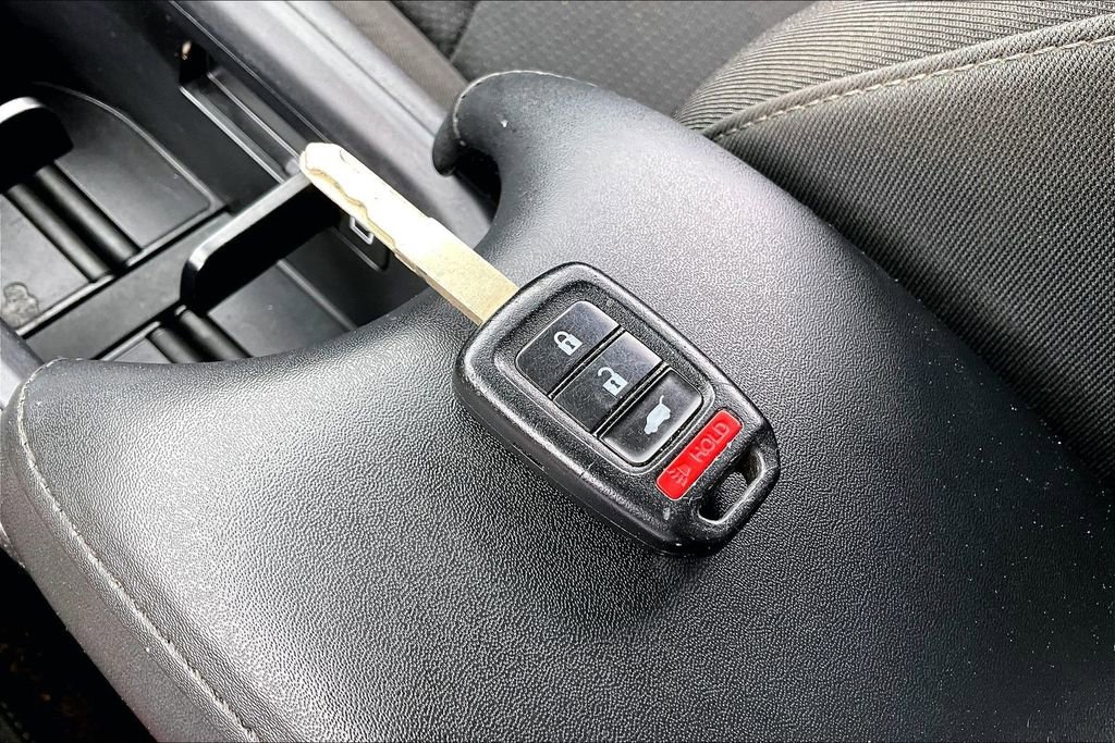 Used 2022 Honda HR-V Sport image 33