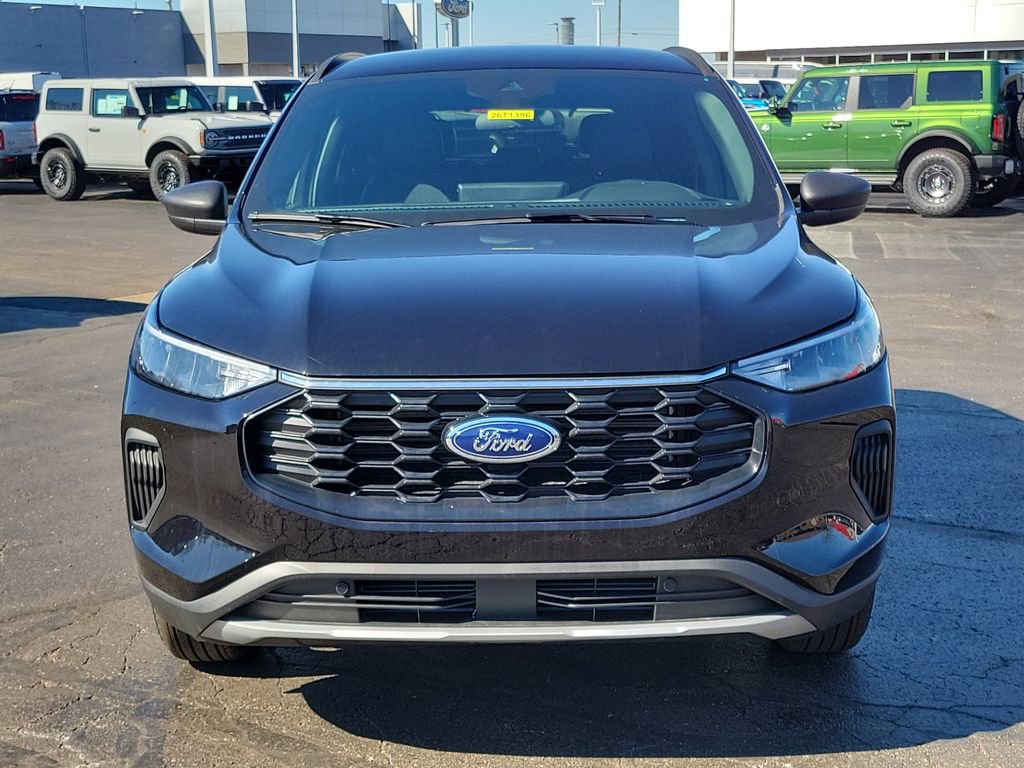 New 2026 Ford Escape ST-Line w/ Tech Pack #1 image 2