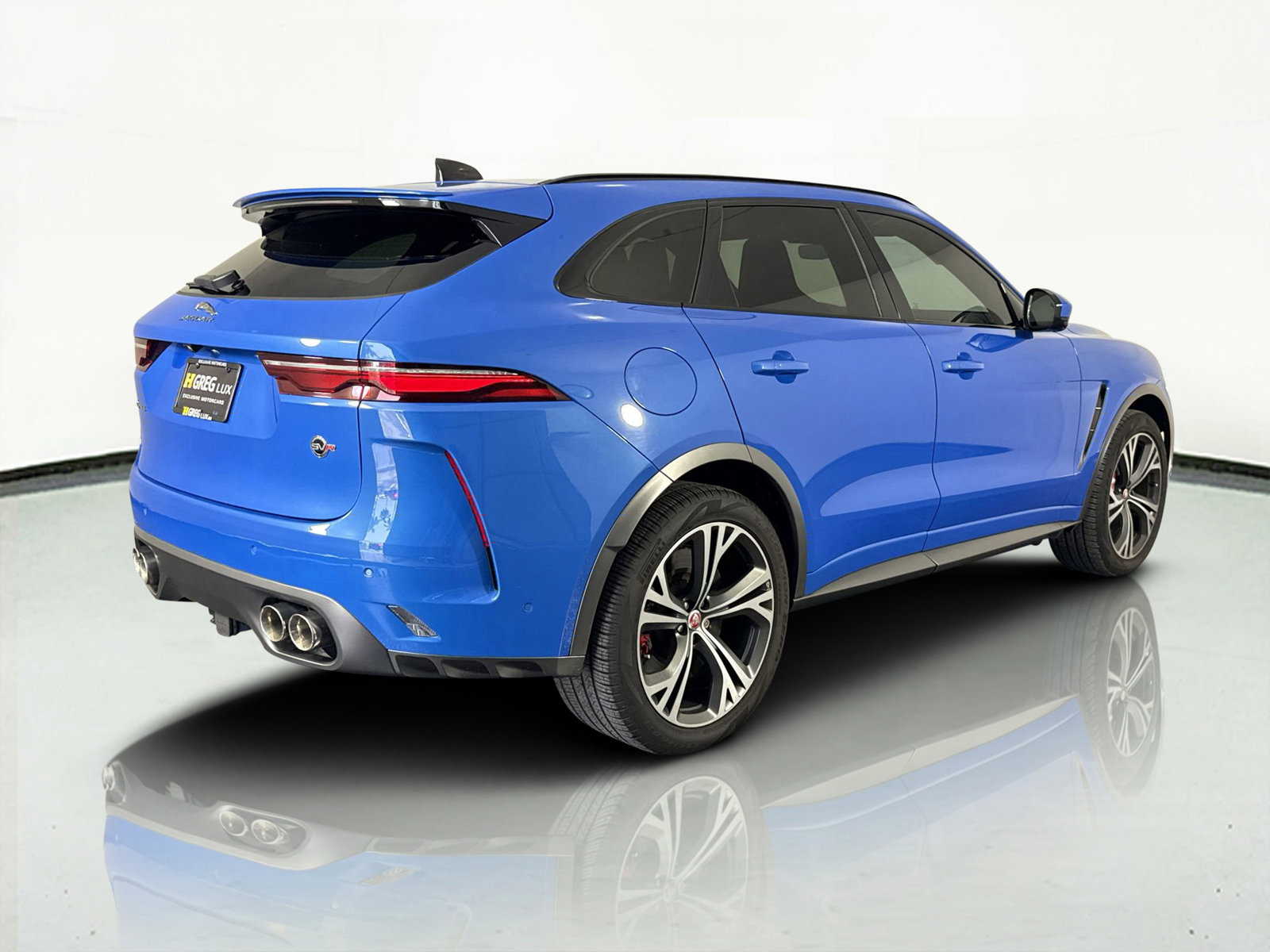 Used 2021 Jaguar F-PACE SVR image 8