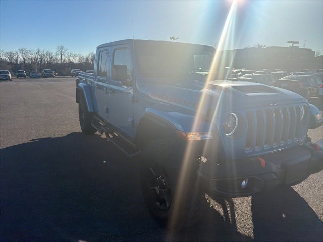 Used 2023 Jeep Gladiator Mojave w/ Cold Weather Group image 9