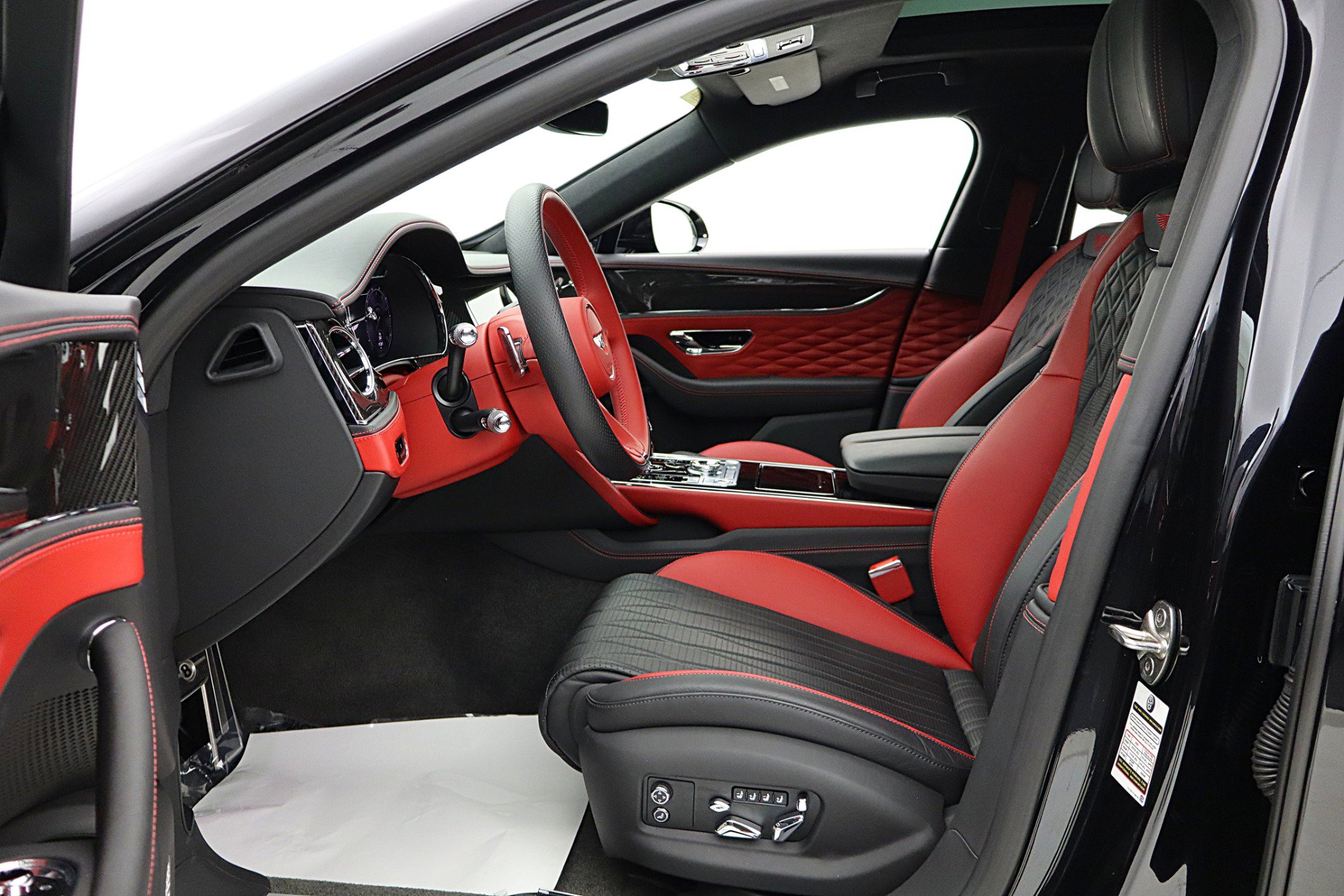 Certified 2023 Bentley Flying Spur S V8 AWD/4WD image 42